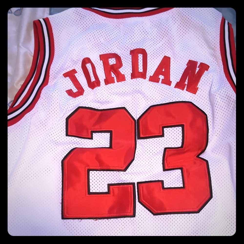 Mitchell Ness Authentic Michael Jordan Jersey